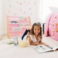 Libreria a fionda per bambini in legno e MDF a 4 ripiani 63,5 cm L x 61 cm A x 28 cm P