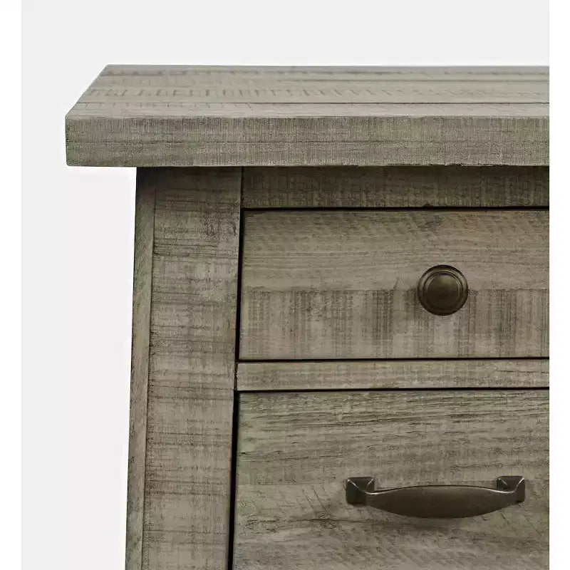 Tavolino laterale in pino massiccio con ricarica USB 79 A x 46 L x 61 P cm