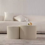 Tavolino rotondo in legno con design a rilievo 37,9 cm H x 86 cm diametro