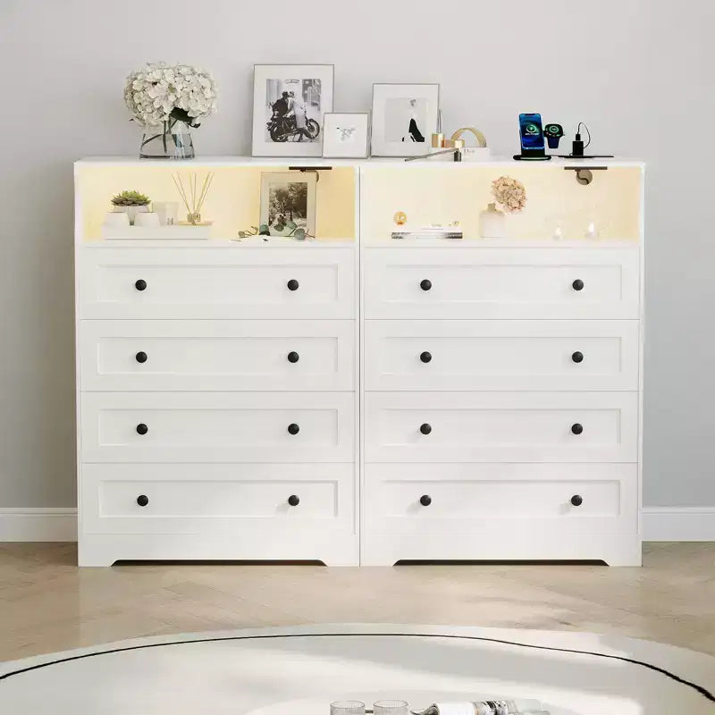 Cassettiera a 4 cassetti in legno con luci LED e stazione di ricarica, comodino e cassettiera, organizer contenitore per camera da letto, soggiorno, corridoio, armadio