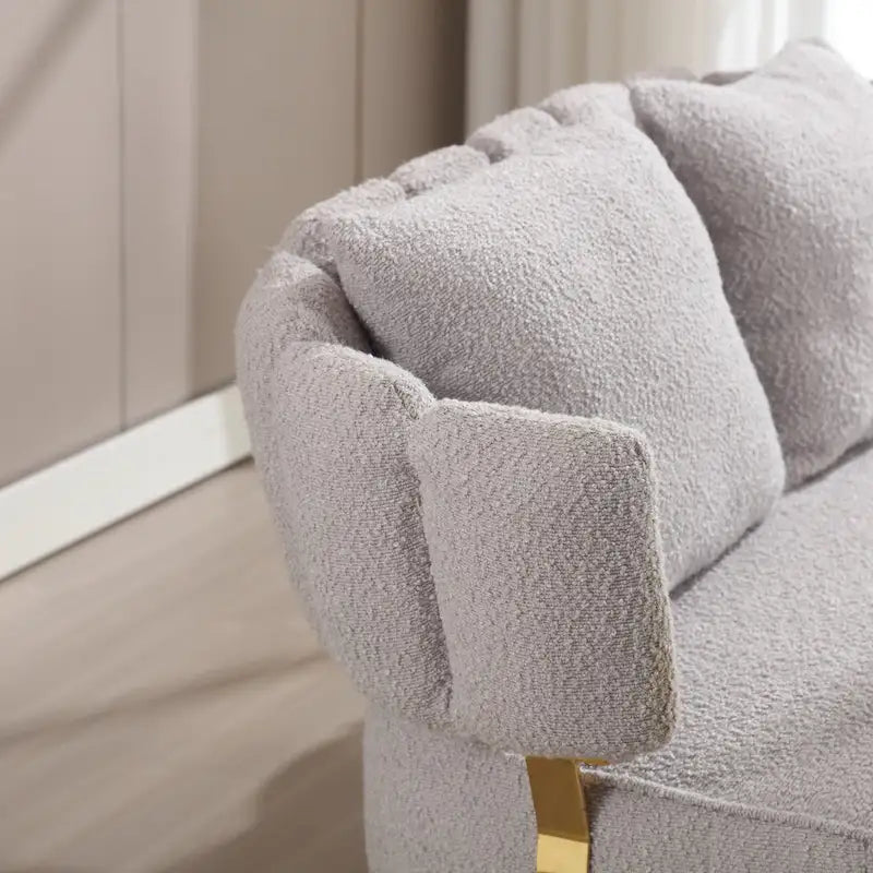 Modern Upholstered Armsofa Tufted Sofa with Metal Frame