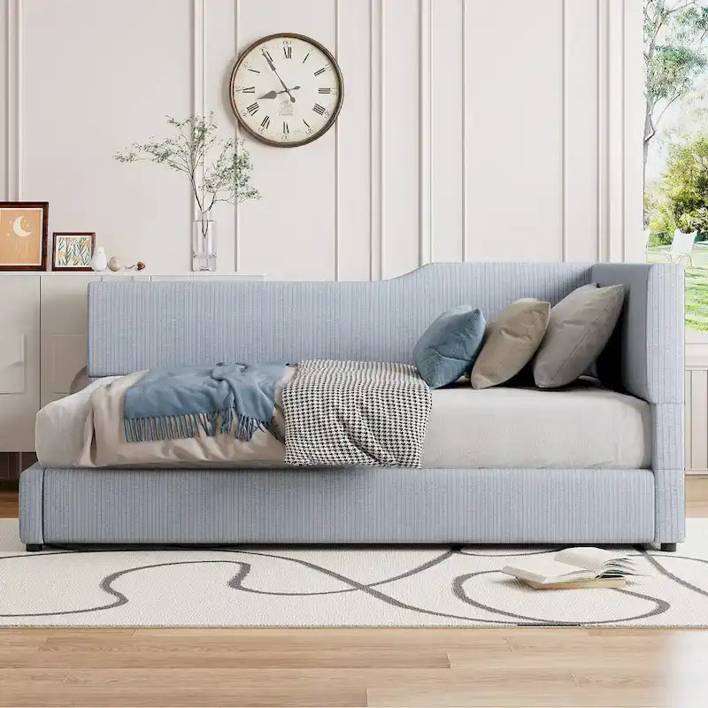 Divano letto a L completo con struttura solida