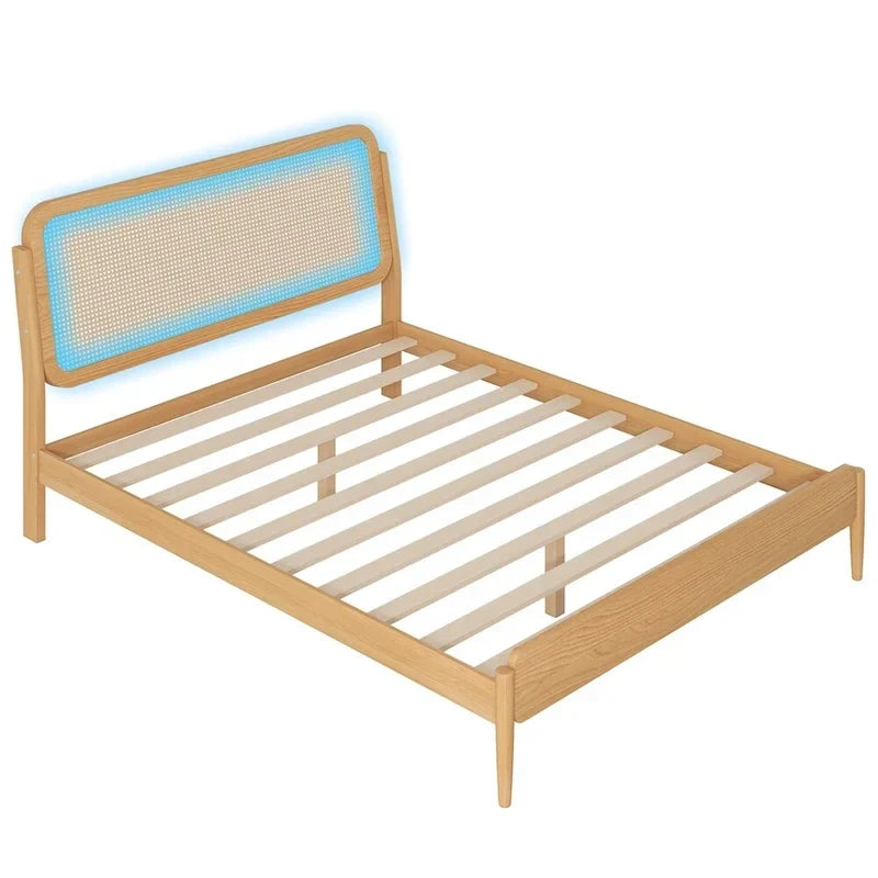 Letto matrimoniale con contenitore in legno e luce LED, testiera in rattan