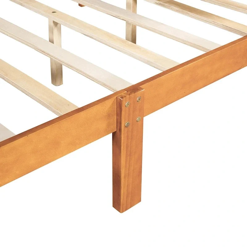 Letto a piattaforma matrimoniale in legno con testiera e doghe in legno, bianco