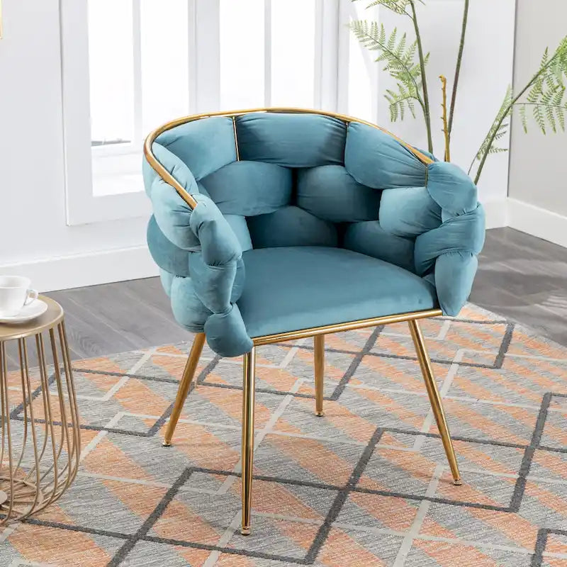 Chaise d'appoint moderne bleue de 28,7 po en velours avec pieds en métal plaqué or