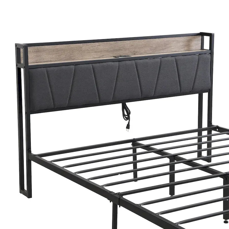 Letto matrimoniale in metallo nero e grigio con testiera imbottita portaoggetti e USB