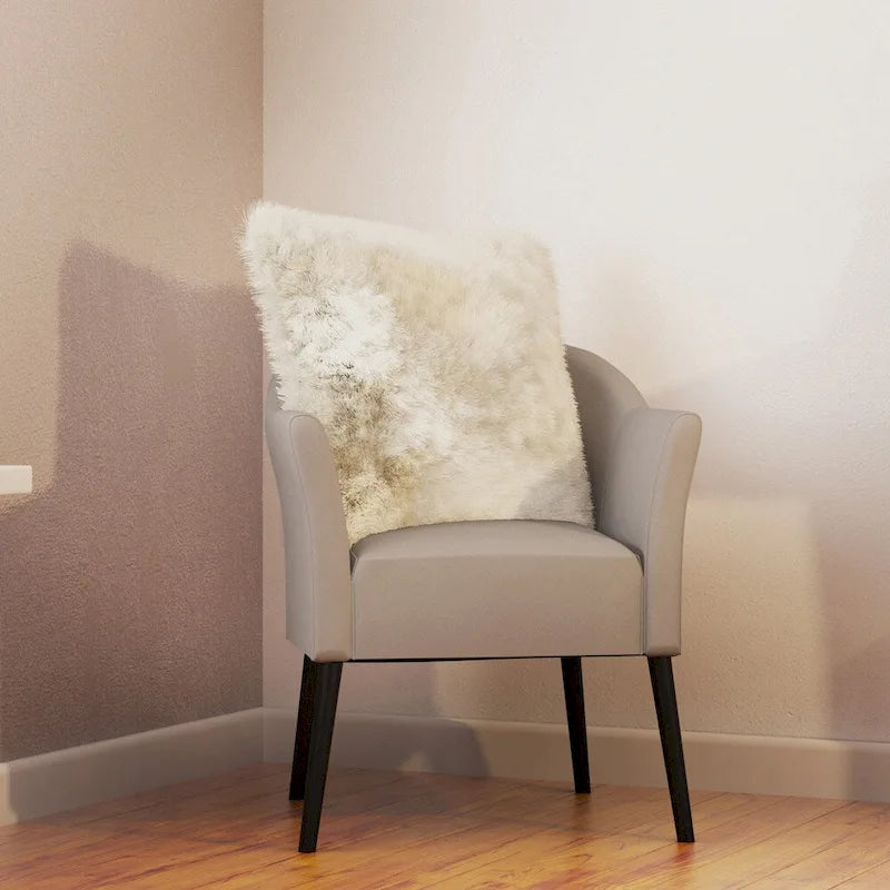 Fauteuil en tissu Carson Carrington Augustenborg de Christopher Knight Home