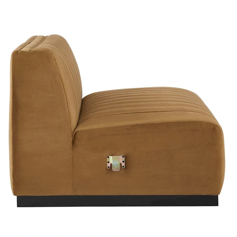 Fauteuil sans accoudoirs Conjure Channel en velours tufté de performance