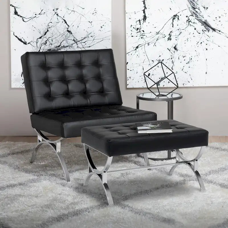 Fauteuil d'appoint du milieu du siècle Newel en cuir mélangé moderne et structure en métal chromé