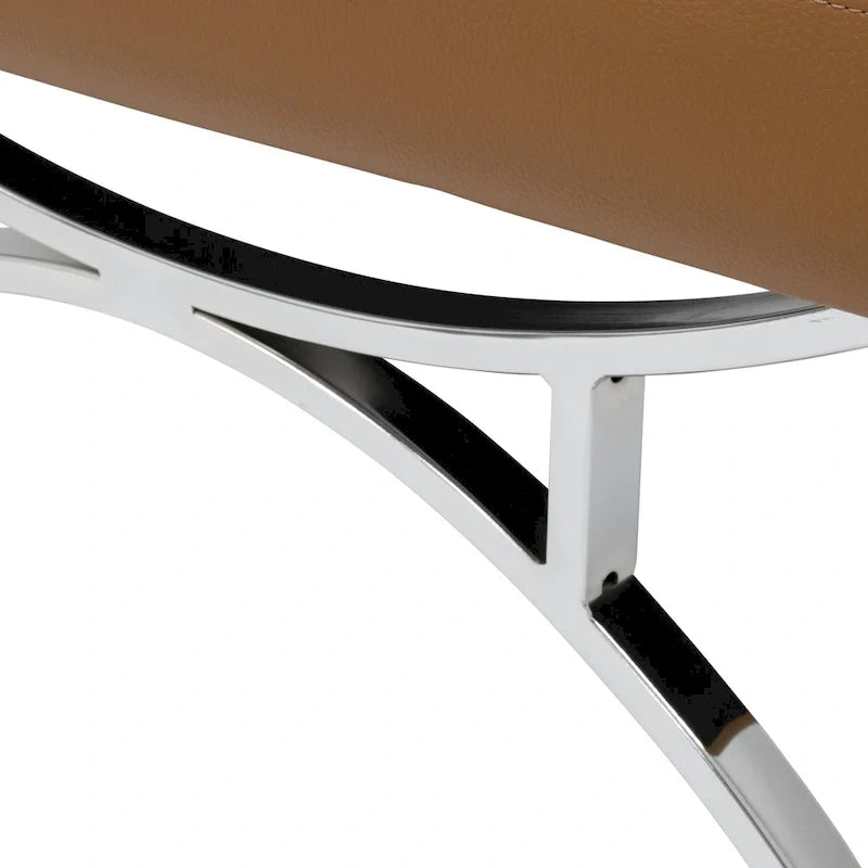 Fauteuil d'appoint du milieu du siècle Newel en cuir mélangé moderne et structure en métal chromé
