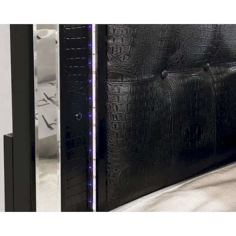 Lit rembourré capitonné en bois massif moderne Derc avec LED par Furniture of America