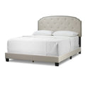 Letto matrimoniale Arin in tessuto beige con bottoni e borchie nere