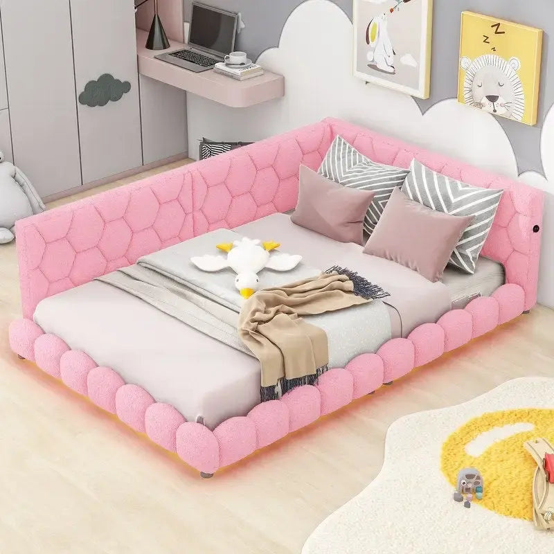 Lit plateforme rembourré Teddy pleine grandeur avec ports USB et bande LED