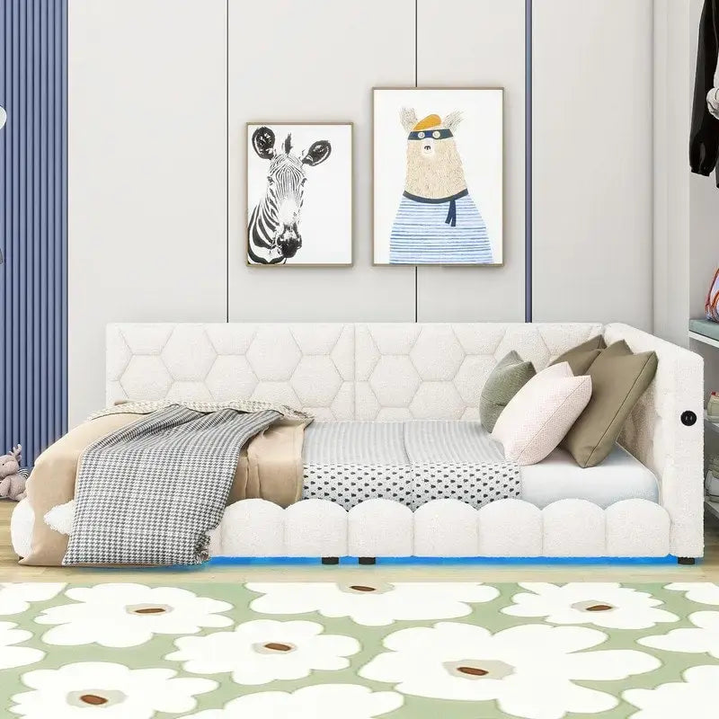 Lit plateforme rembourré Teddy pleine grandeur avec ports USB et bande LED