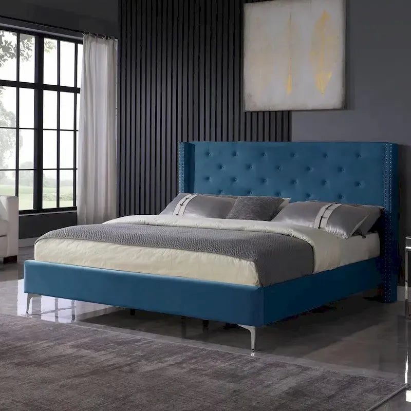 Cadre de lit plateforme Morden Fort Queen Size en velours avec pieds en métal de 15 cm