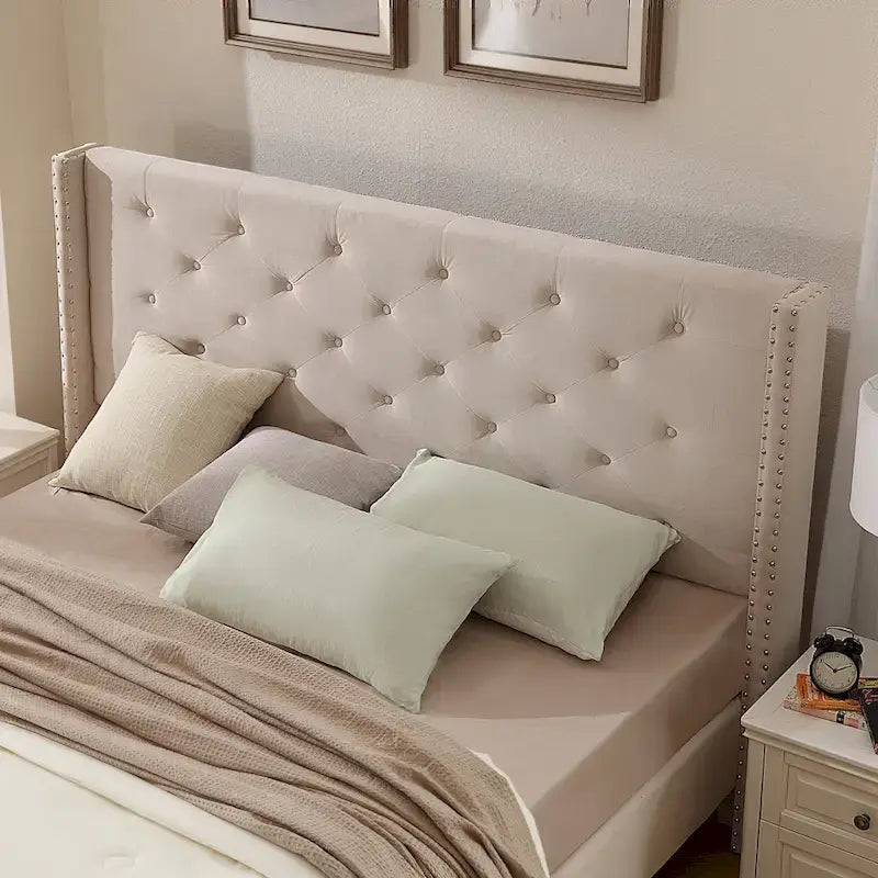 Cadre de lit plateforme Morden Fort Queen Size en velours avec pieds en métal de 15 cm