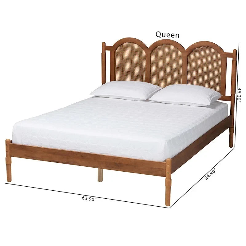 Lit plateforme Queen Size Thatcher en bois marron noyer de style moderne du milieu du siècle avec rotin tressé