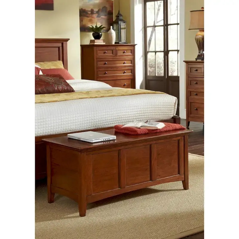 Collection de chambre à coucher 7 pièces Queen en bois massif Simply Solid Aiden