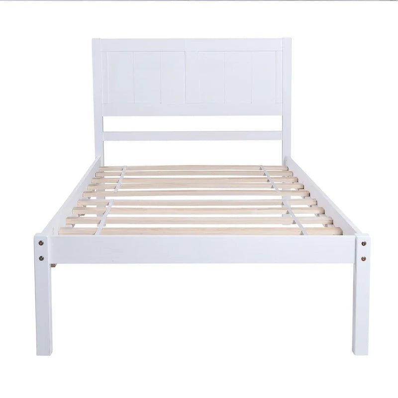 Lit plateforme en bois avec tête de lit