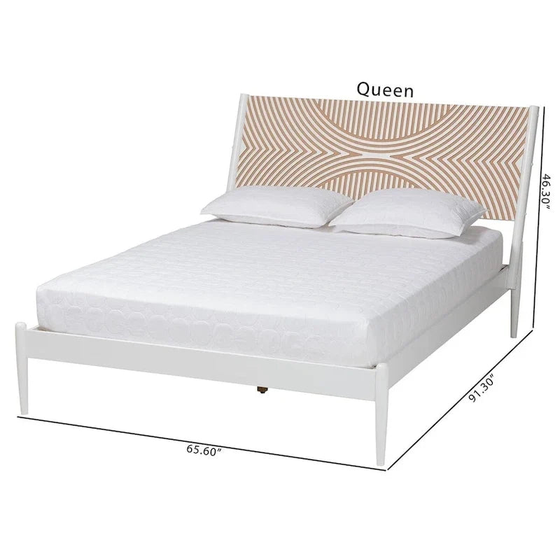 Lit plateforme Louetta Coastal blanc queen size avec tête de lit contrastante sculptée