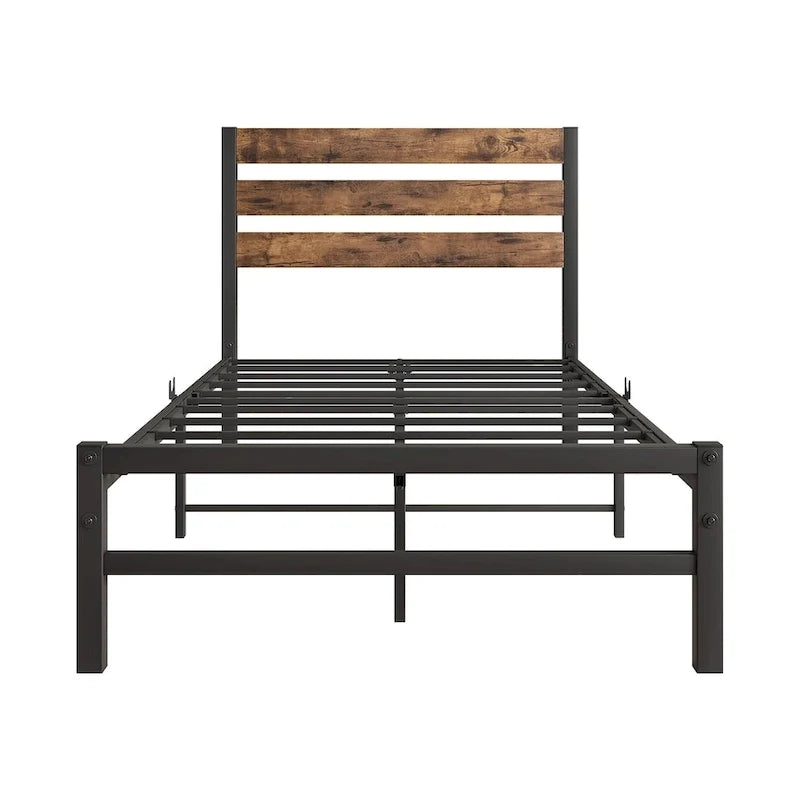 Struttura letto a piattaforma con testiera in legno rustico vintage