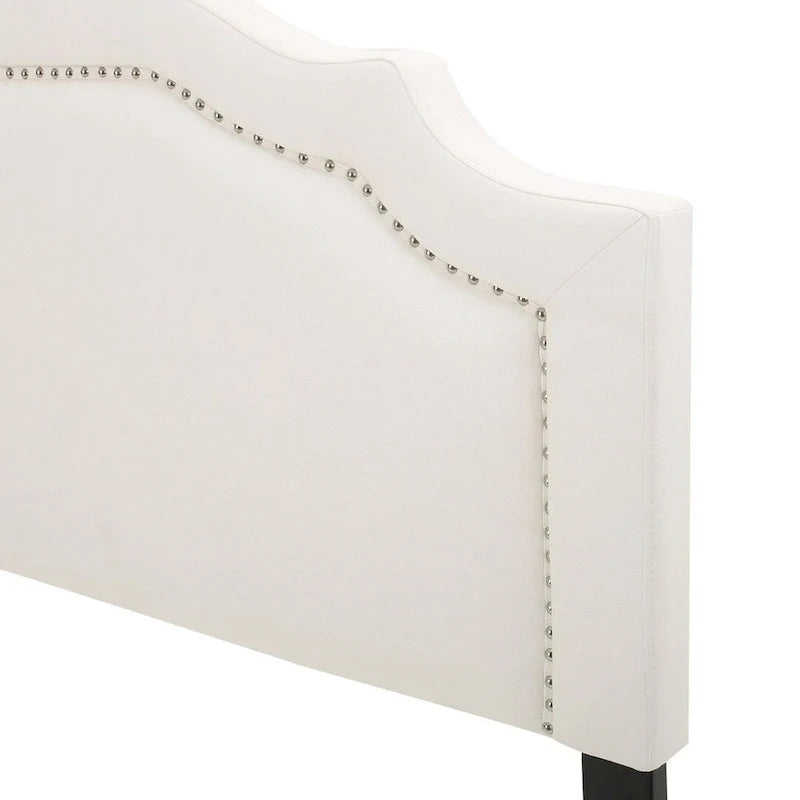Tête de lit 62" Queen avec garniture cloutée par Christopher Knight Home