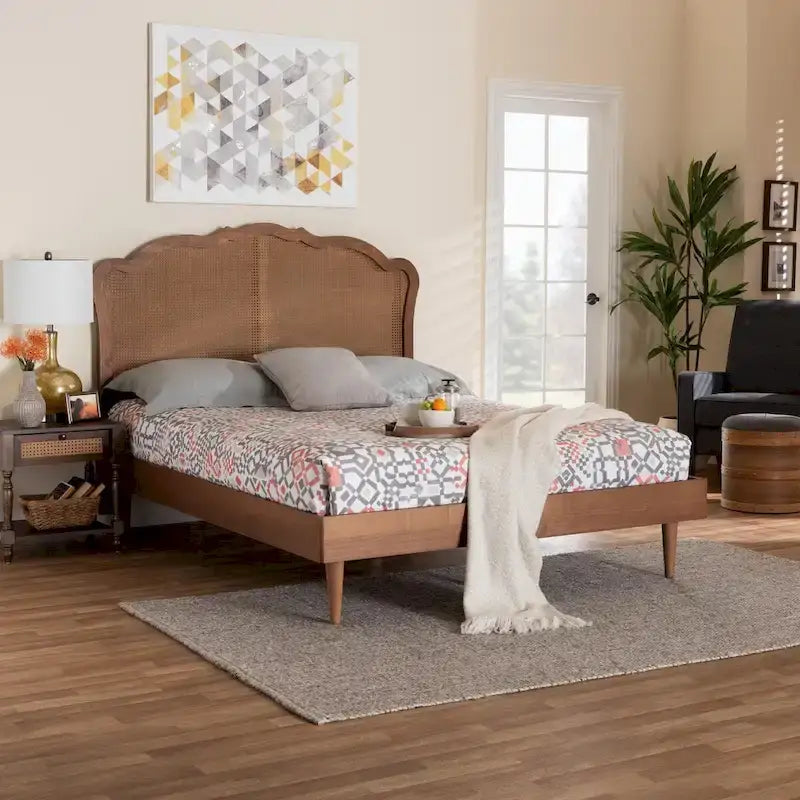 Letto a Piattaforma Camden Mid-Century in Legno di Noce Marrone e Rattan