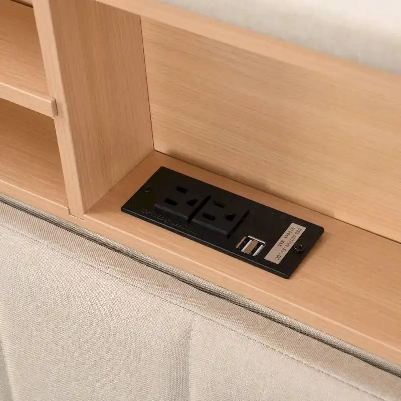 Letto imbottito con piattaforma, testiera contenitore e porta USB