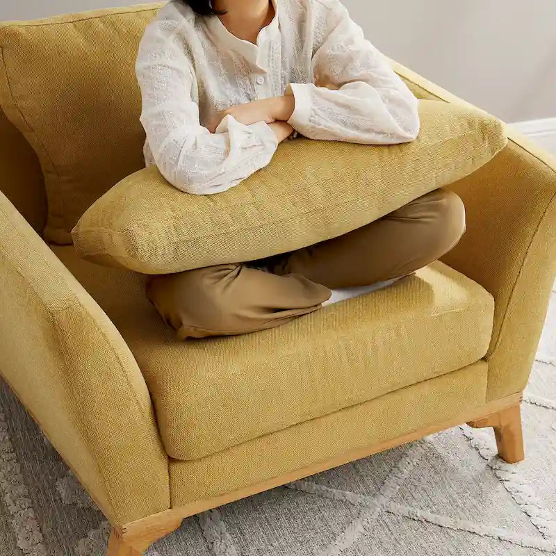 VANOMi 41.7 Modern Flared Arm Accent Chair