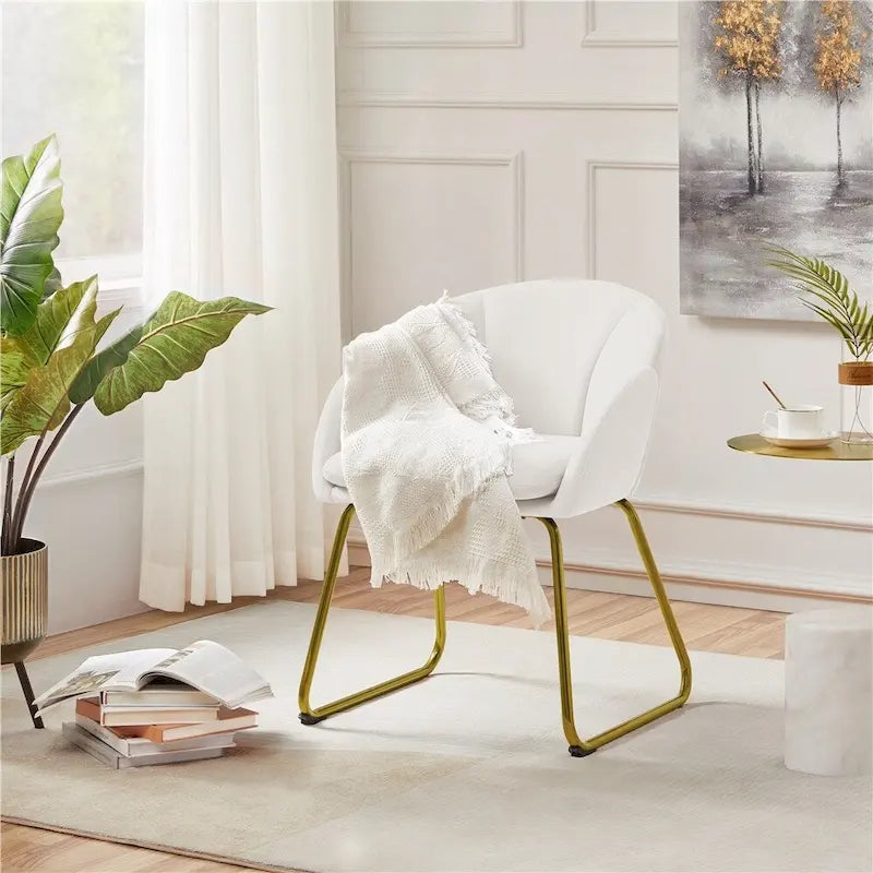 Yaheetech Flower Shape Velvet Armchair Accent Chair with Golden Metal Legs