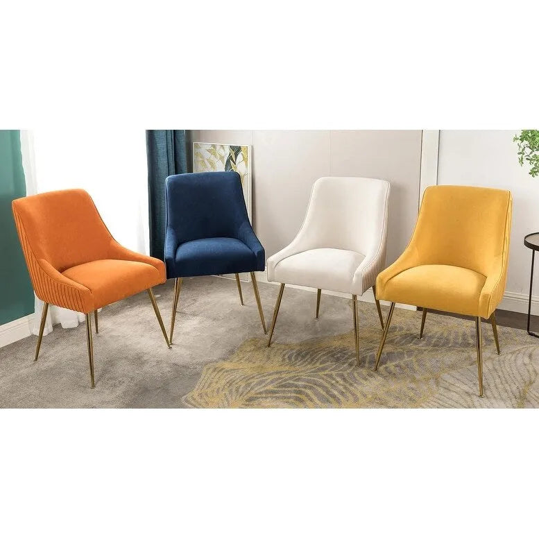 Chaise de luxe en velours avec dossier élégant, pieds en métal doré et revêtement doux Assise confortable