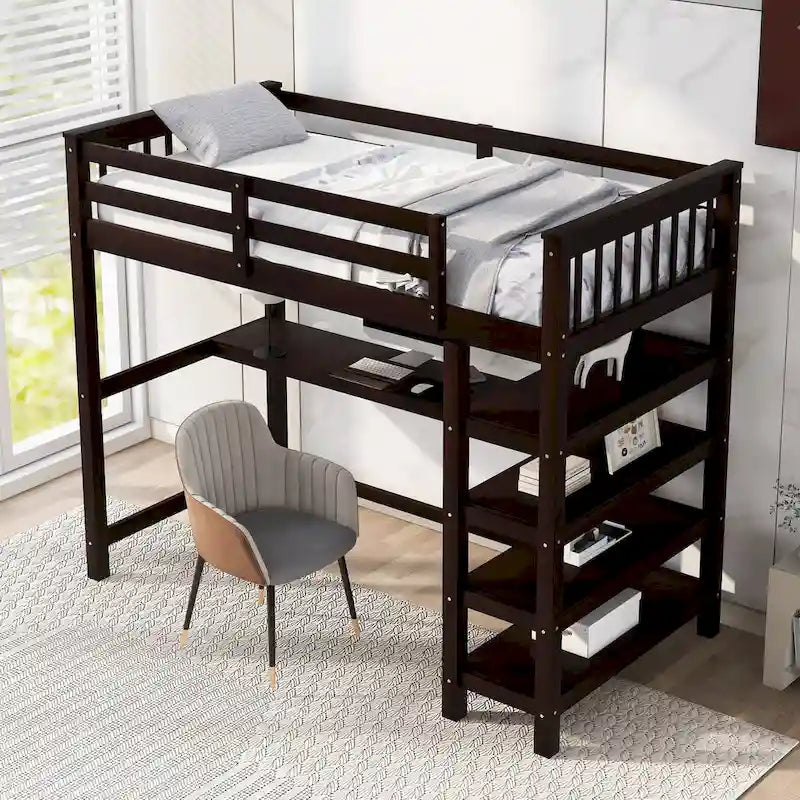 Lit mezzanine en pin, taille jumeau, avec étagères de rangement et bureau intégré.