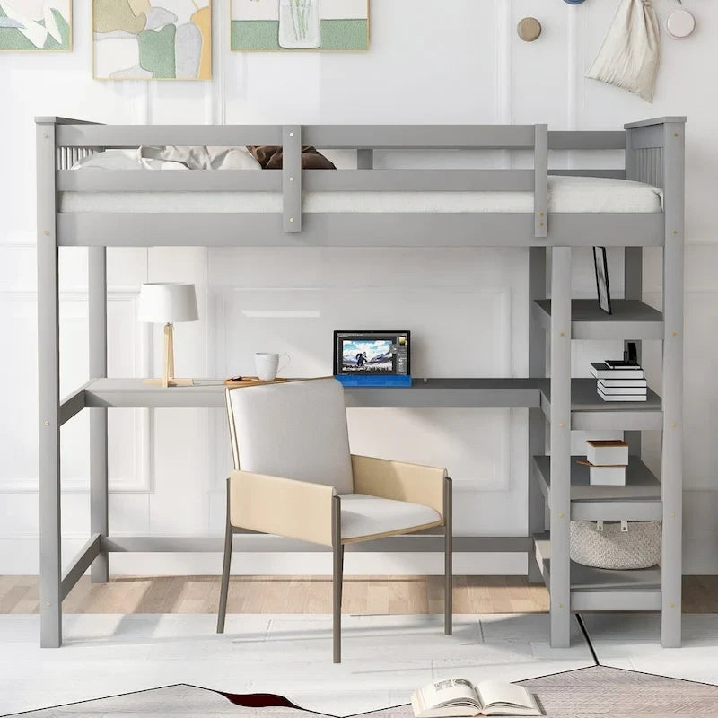 Lit mezzanine en pin, taille jumeau, avec étagères de rangement et bureau intégré.