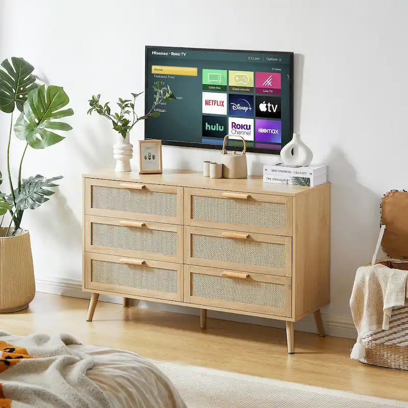 Commode de chambre à façades en rotin