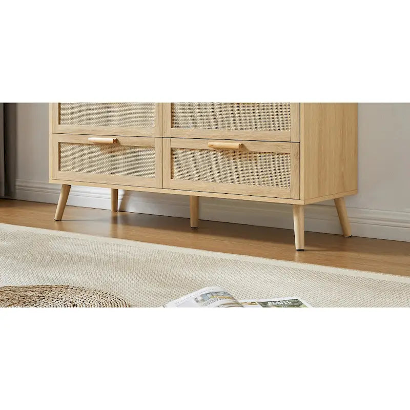 Commode de chambre à façades en rotin