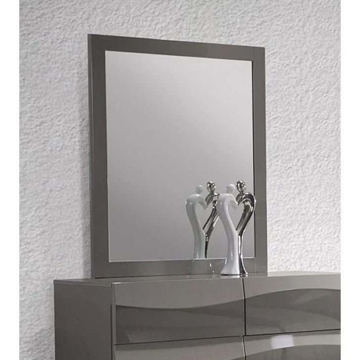 Chambre à coucher 4 pièces king-size gris brillant Devlin Somette